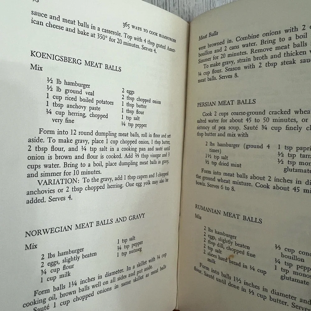1960 365 Ways to Cook Hamburger‎ Vintage Cookbook